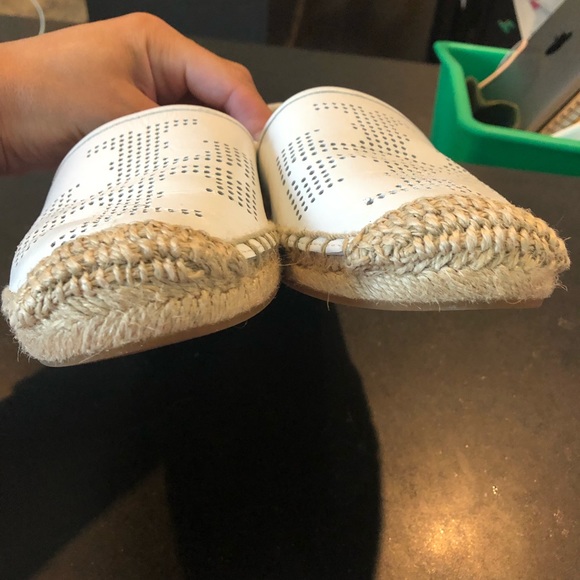 Tory Burch White Leather Espadrilles Size 7 - Picture 2 of 11